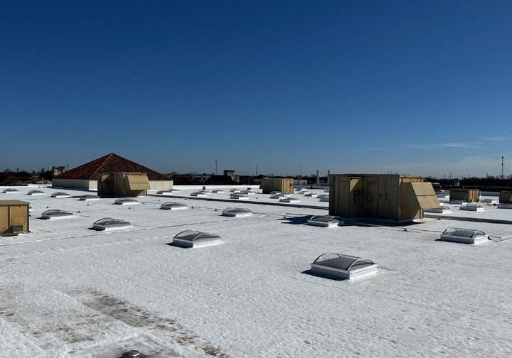 New cool roof for reduced energy consumption